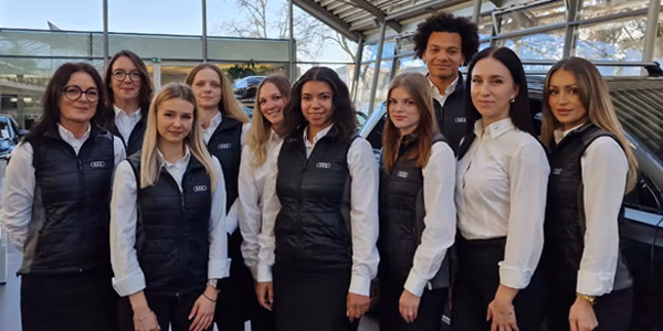 Counter Gruppenfoto Dürfen wir vorstellen - Unser Service